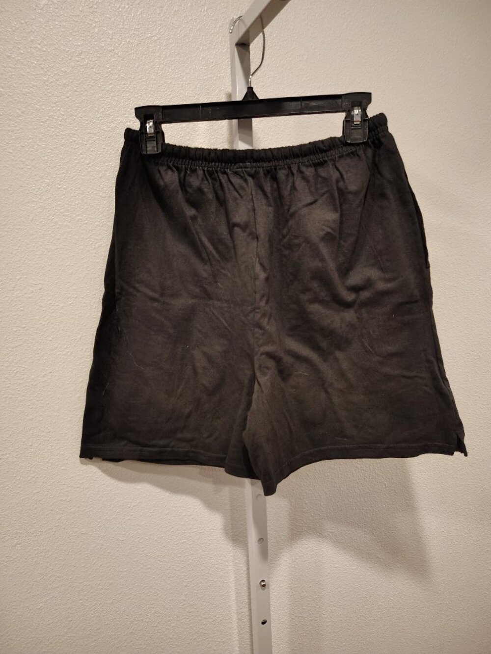 Hanes Her Way Women's Black Shorts Size Medium Cotton Elastic Waistband Pockets - Picture 6 of 10